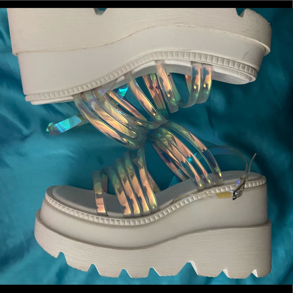 Cape Robbin platform sandals.